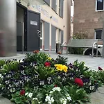 Cinehotel Maroni Цирндорф