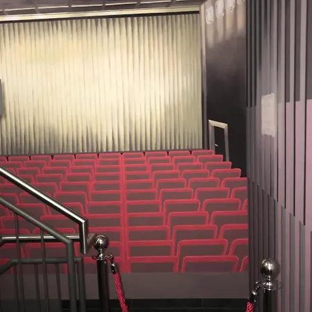 فندق Cinehotel Maroni 3*