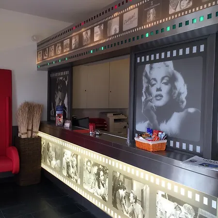 Hotel Cinehotel Maroni