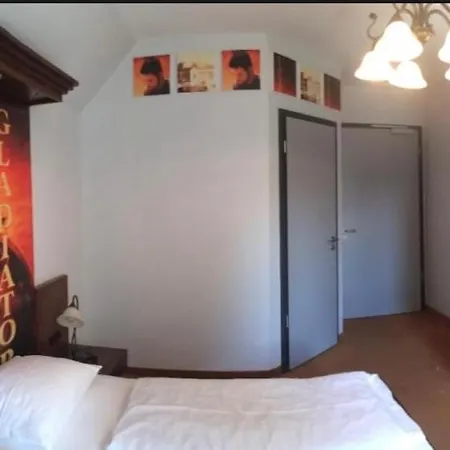 Cinehotel Maroni Hotel