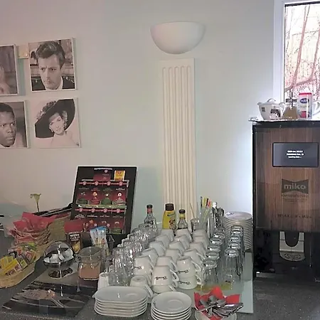 玛洛尼塞恩酒店