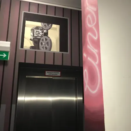 Szálloda Cinehotel Maroni Zirndorf