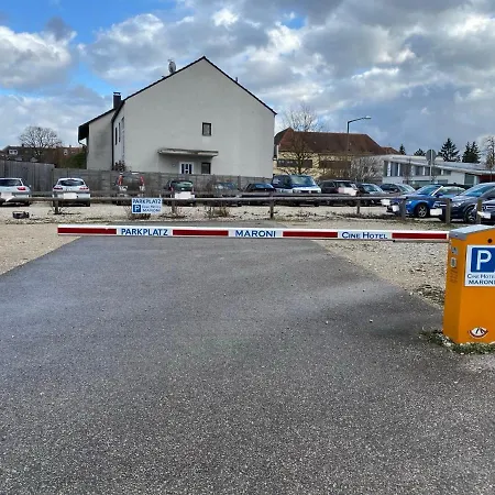 Cinehotel Maroni