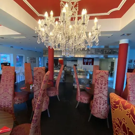 玛洛尼塞恩酒店 酒店 3*