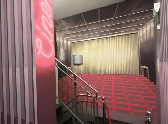 Cinehotel Maroni Zirndorf