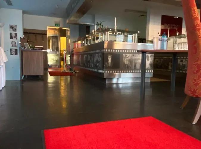 Отель Cinehotel Maroni